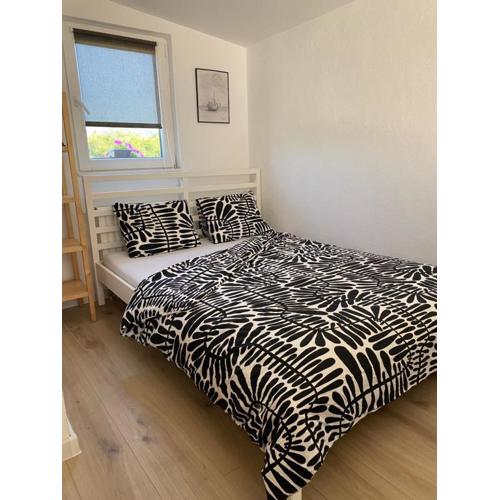Studio apartment Adrijana