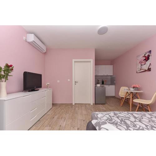 Studio Apartment Deluxe