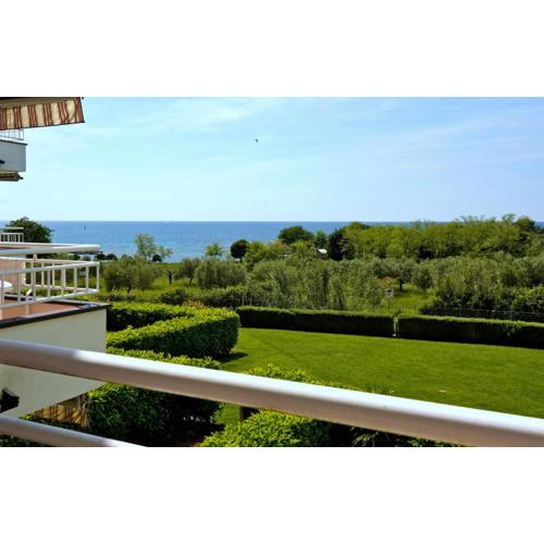 Studio Apartment Flavia 2 near the beach, with seaview in Umag - Zambratija