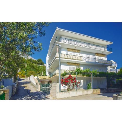 Studio Apartment In Omis
