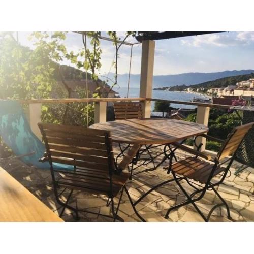 Studio apartment in Povlja with sea view, terrace, air conditioning, WiFi 3419-4