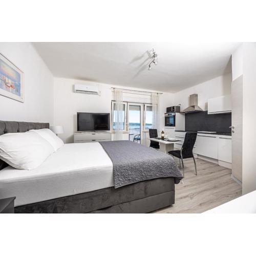 Studio Apartment Iva
