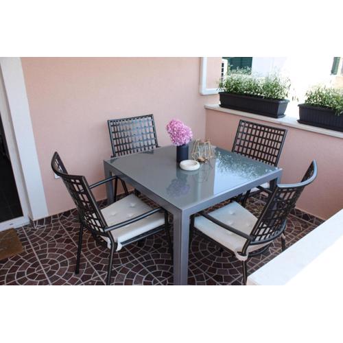 Studio apartment Laura ||