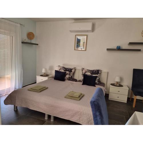 Studio apartment LENI