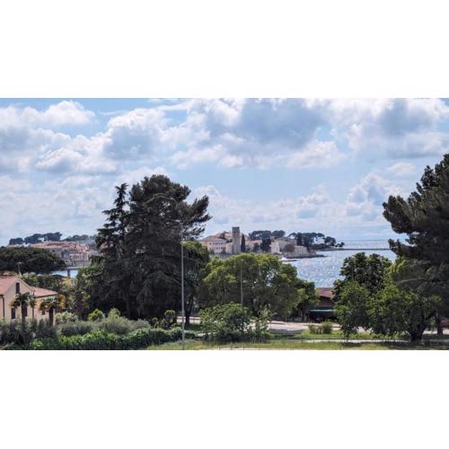 Studio Apartment Ljubica for 2 Persons 150m from the beach