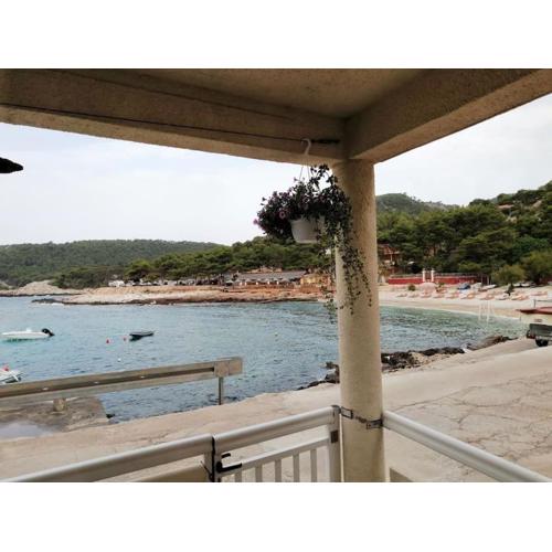 Studio apartment Milna, Hvar Buratovic