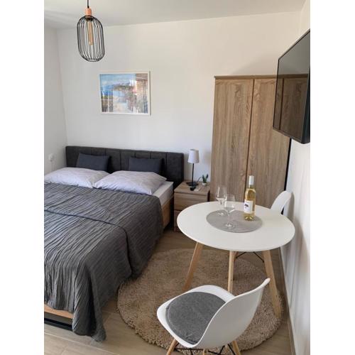 Studio Apartment Mirela