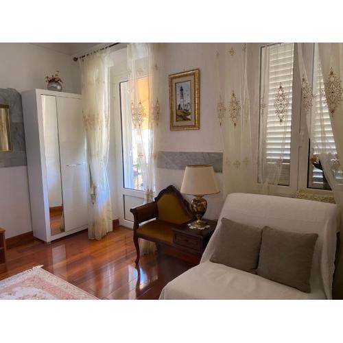 Studio Apartment Naya