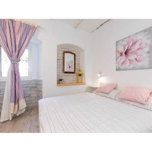 Studio Apartment Sisi