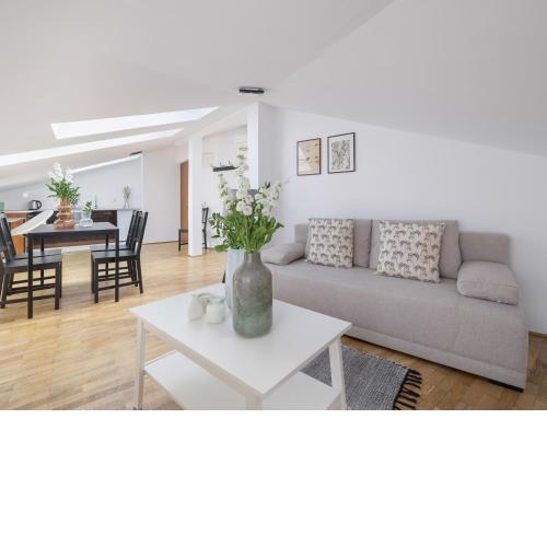 Studio apartment with AC - Długa 65 street