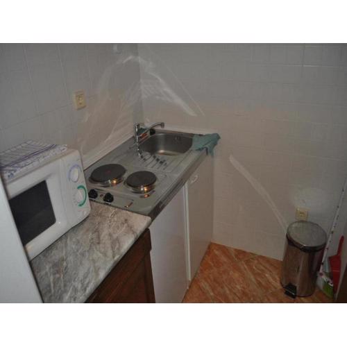 Studio apartment with balcony in Vinisce