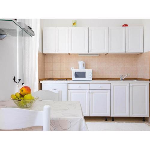 Studio apartment with sea view
