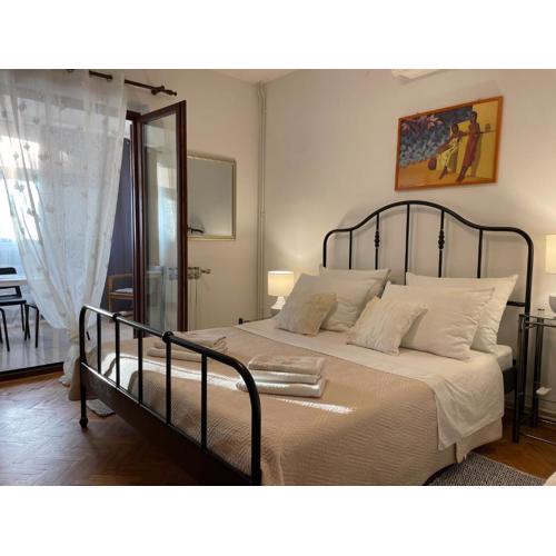 Studio apartment with swimming pool