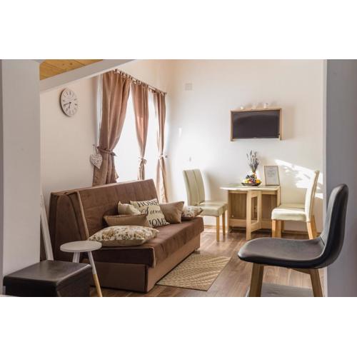 Studio Apartments Eagle