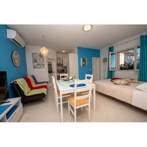 Studio Apartments Mack - BLUE