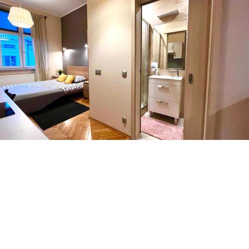 Studio in City Center