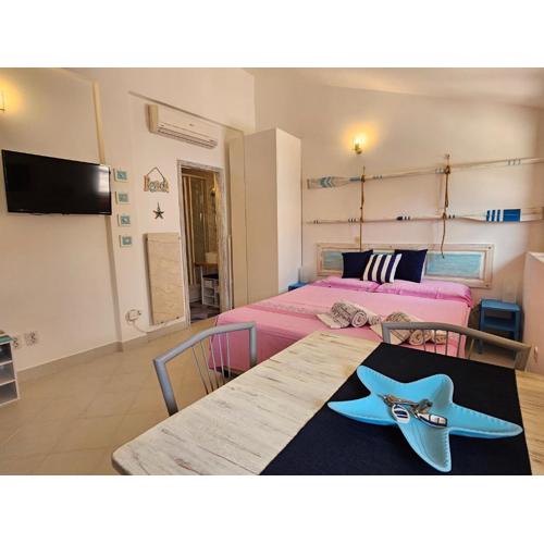 Studio Mare Fuori with terrace