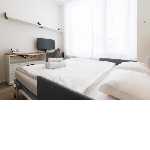 Studio Mozart, Free Onsite Parking, Air Conditioning, 1Gbs WiFi