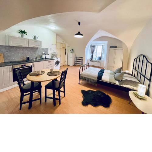Studio Nicolas II Prague