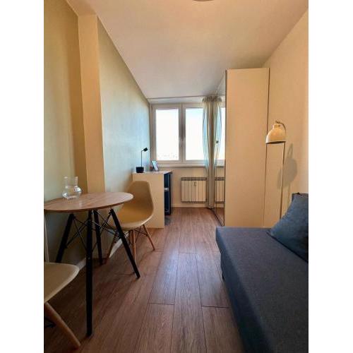 Studio obok metra! Apartmenty Natural