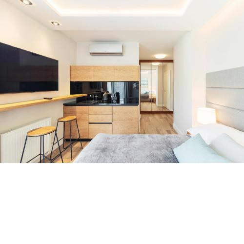 Studio with terrace in a luxury closed estate by Grand Apartments