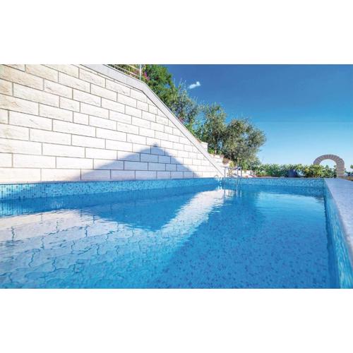 Stunning Apartment In Crikvenica