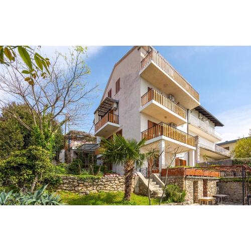 Stunning Apartment In Dramalj With Wifi