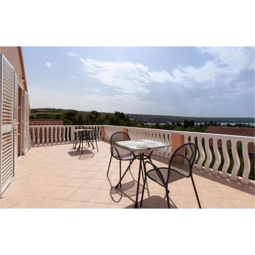 Stunning Apartment In Gornji Karin