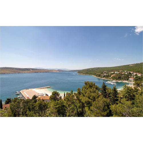 Stunning Apartment In Jadranovo