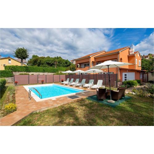 Stunning Apartment In Kastav With Wifi