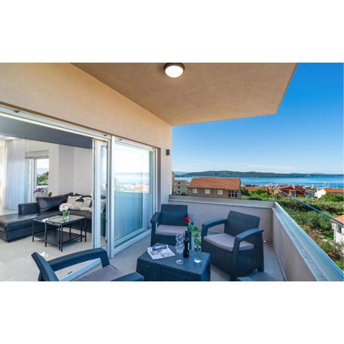 Stunning Apartment In Kastel Gomilica