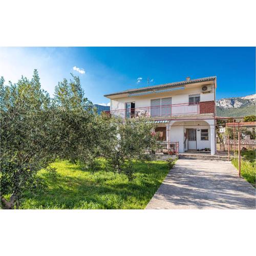 Stunning Apartment In Kastel Sucurac