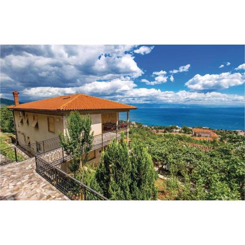 Stunning Apartment In Lovran With Wifi