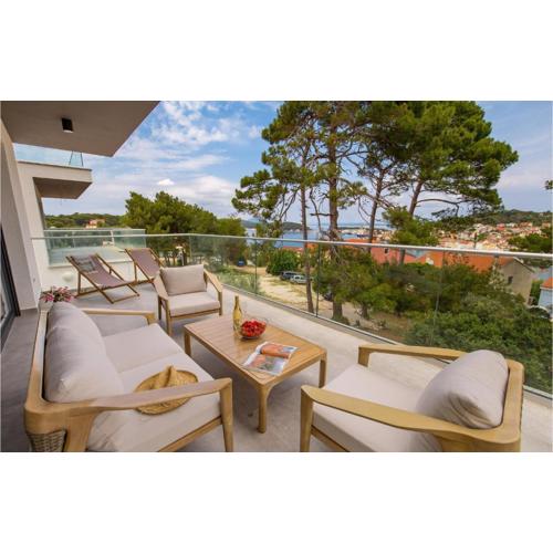 Stunning Apartment In Mali Losinj