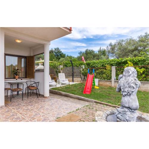 Stunning Apartment In Marcana