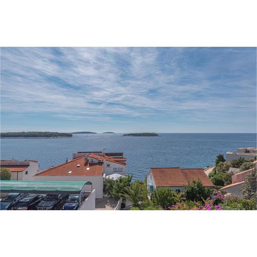 Stunning Apartment In Primosten