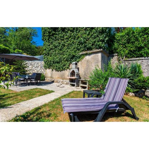 Stunning Apartment In Rukavac With Wifi