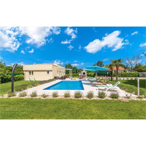 Stunning Home In Bale
