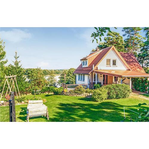Stunning Home In Mragowo