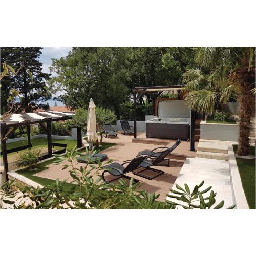 Stunning Home In Novi Vinodolski