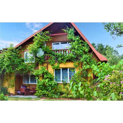 Stunning Home In Rowy With Wifi