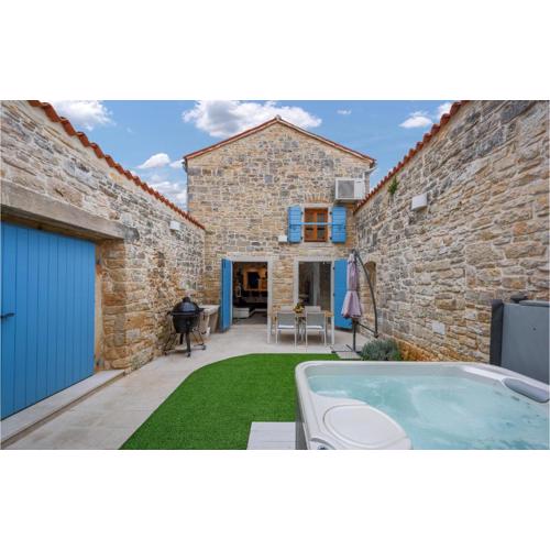 Stunning Home In Svetvincenat