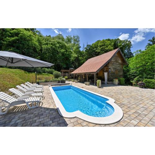 Stunning Home In Veliko Trgovisce