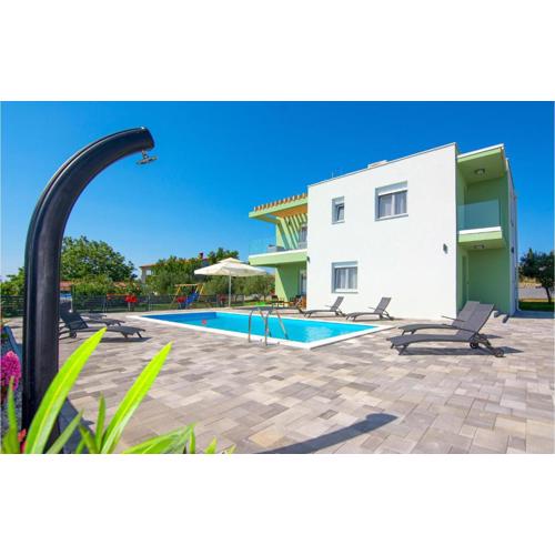 Stunning Home In Vrsi