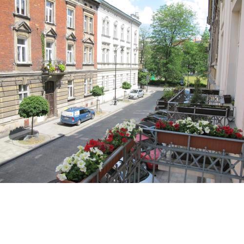 Style4rent Sunny Old Town Apartments