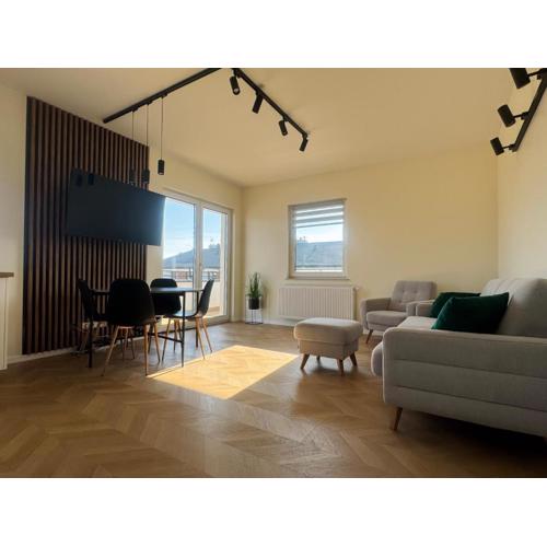 Stylish 3 bedroom apartment with balcony