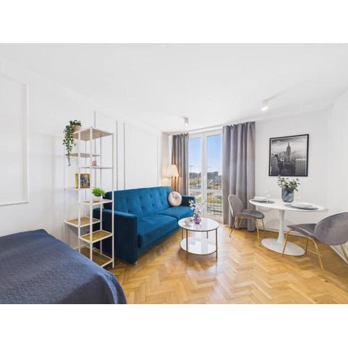 Stylish and Bright Studio Pet-Friendly by Noclegi Renters