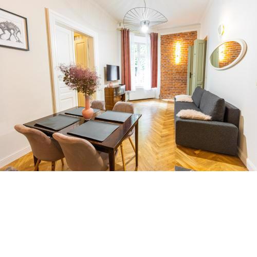 Stylish apartment #2 in Krakow Old Town