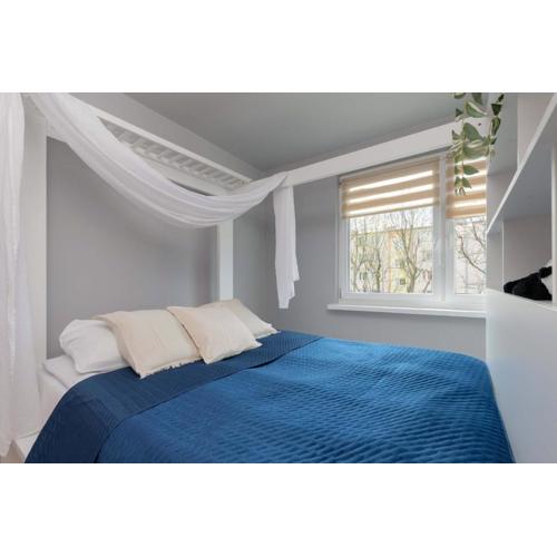 Stylish Apartment Ideal for Remote Working Close to the Sea by Noclegi Renters