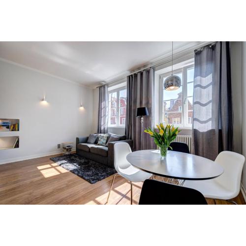 Stylish Apartment in Heart of Oldtown